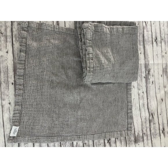 Williams Sonoma waffle weave Cloth Napkins 17" Gray Set Of 4 - Picture 4 of 8